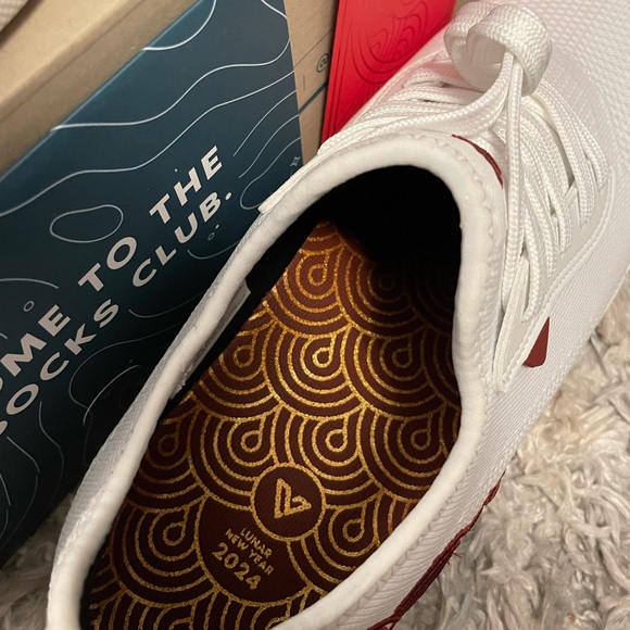 Vessi Lunar New Year 2024 DRAGON Limited Edition SOLD OUT - Picture 5 of 10